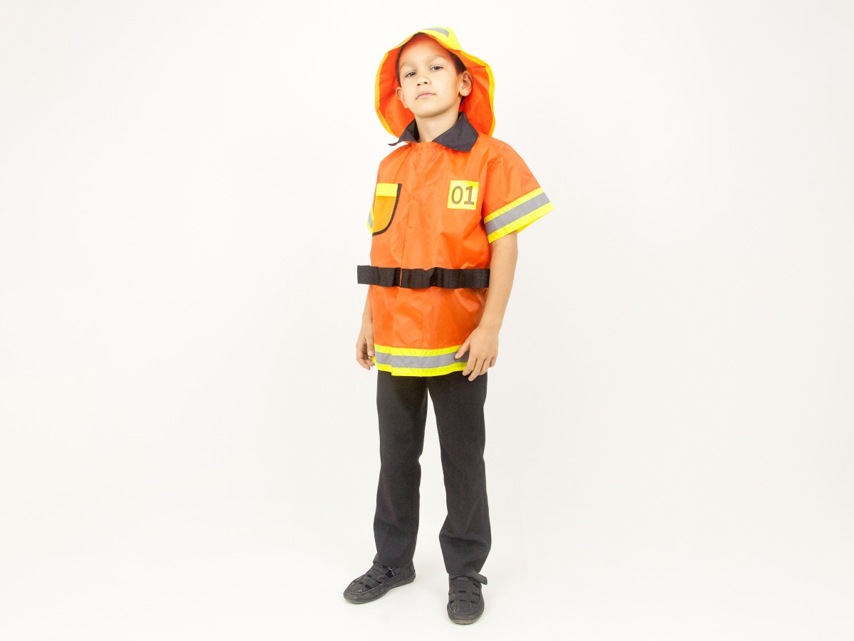 Firefighter (shirt + helmet)