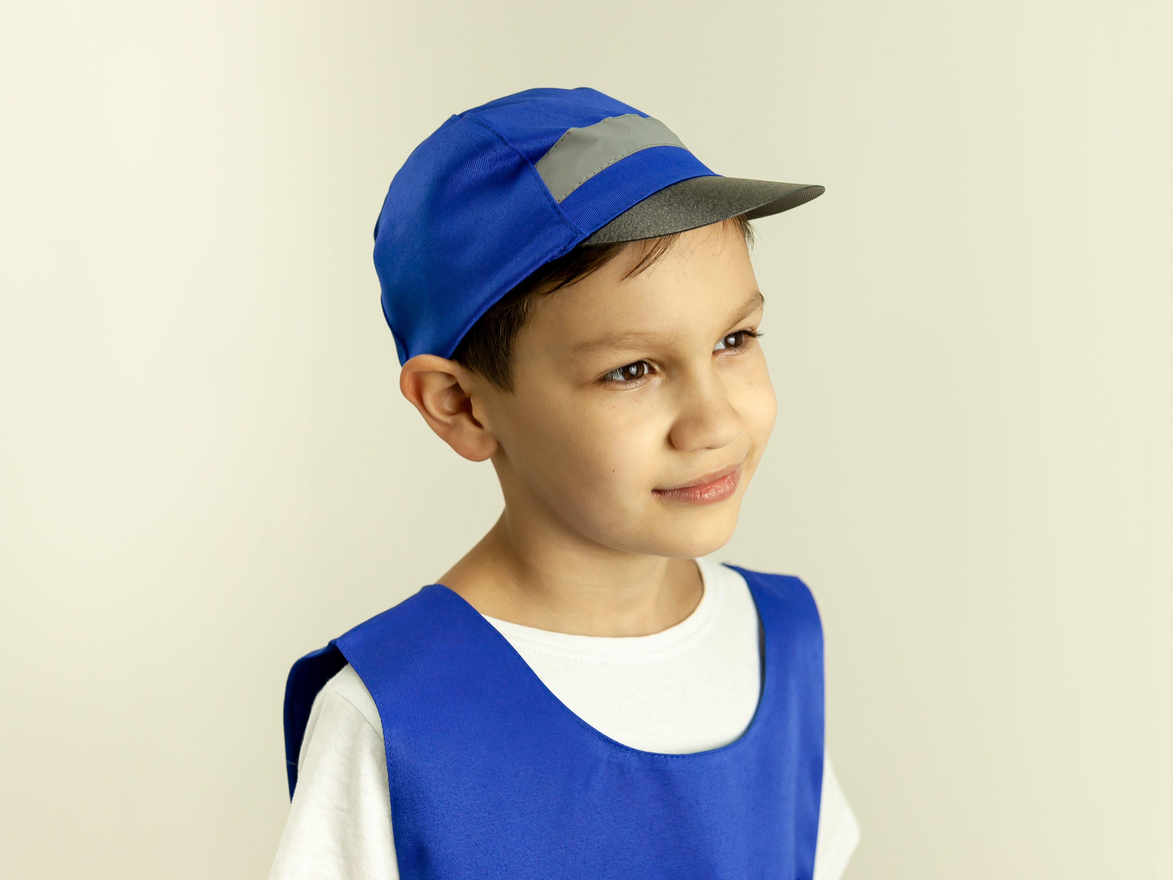 Post service car driver (tabard + cap)