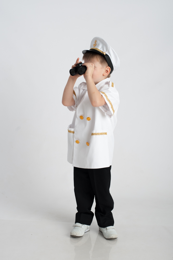 Captain (shirt + cap)